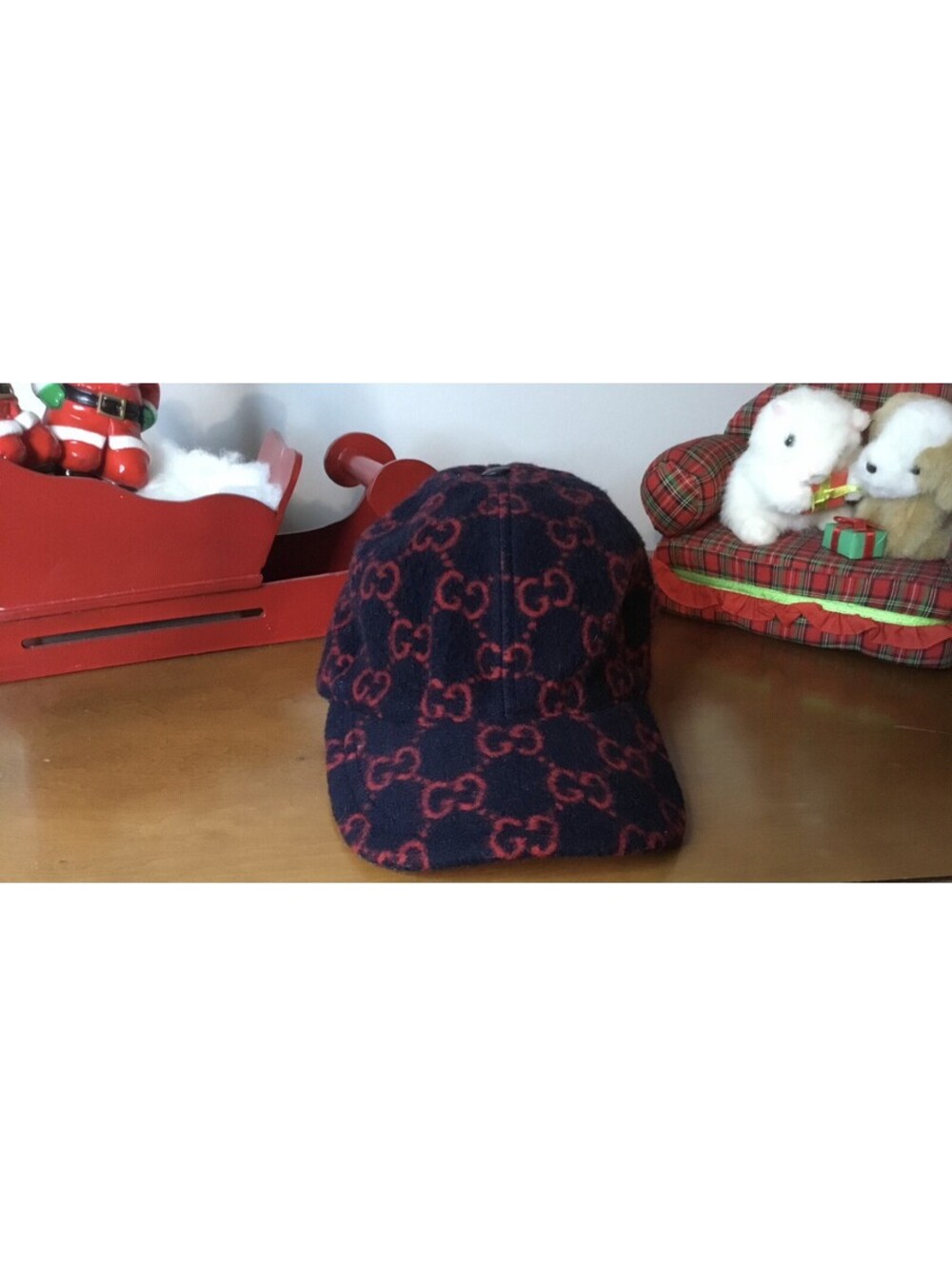 Authentic Gucci women’s ball cap